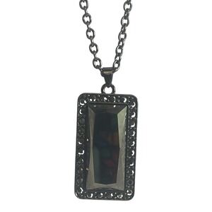 Black Rectangle Pendant Necklace with Rhinestone Accent Fashion‎ Jewelry